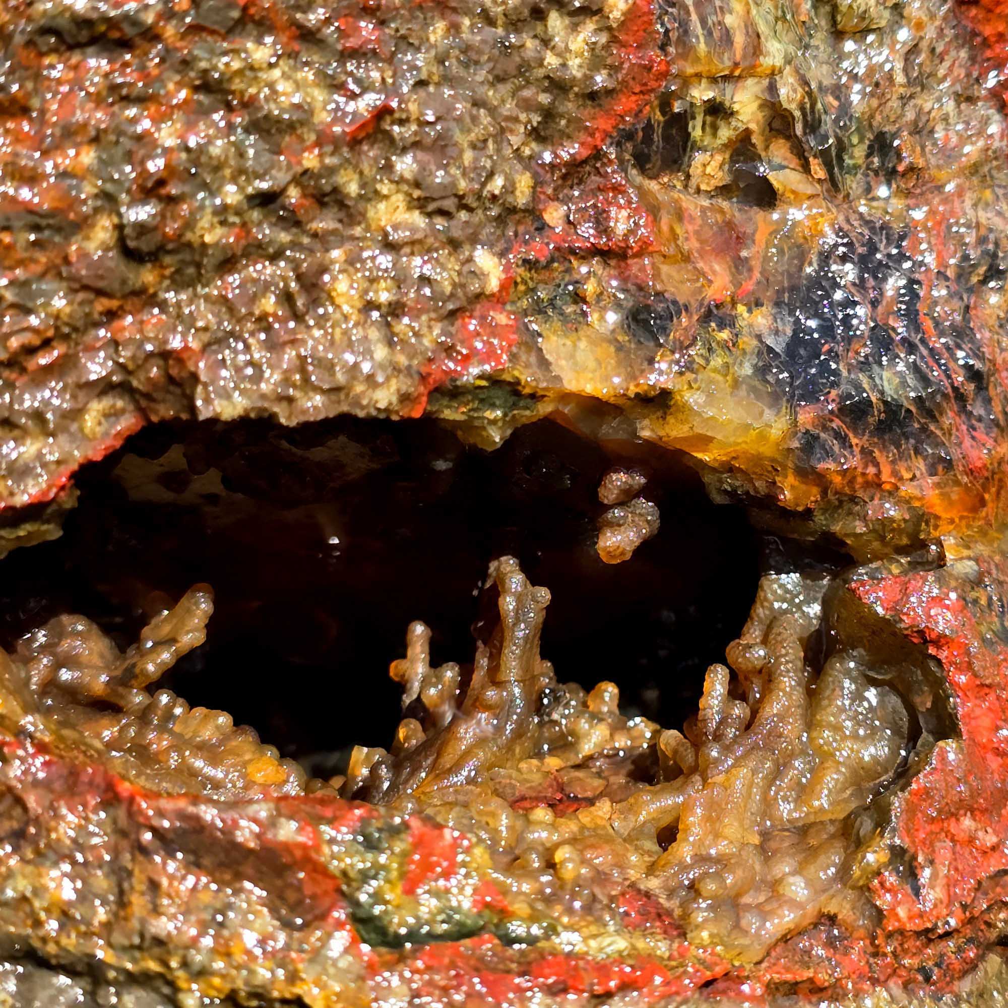 Old Stock Lucky Strike Thunderegg Bed Botryoidal Rough Chunk Lapidary Stone