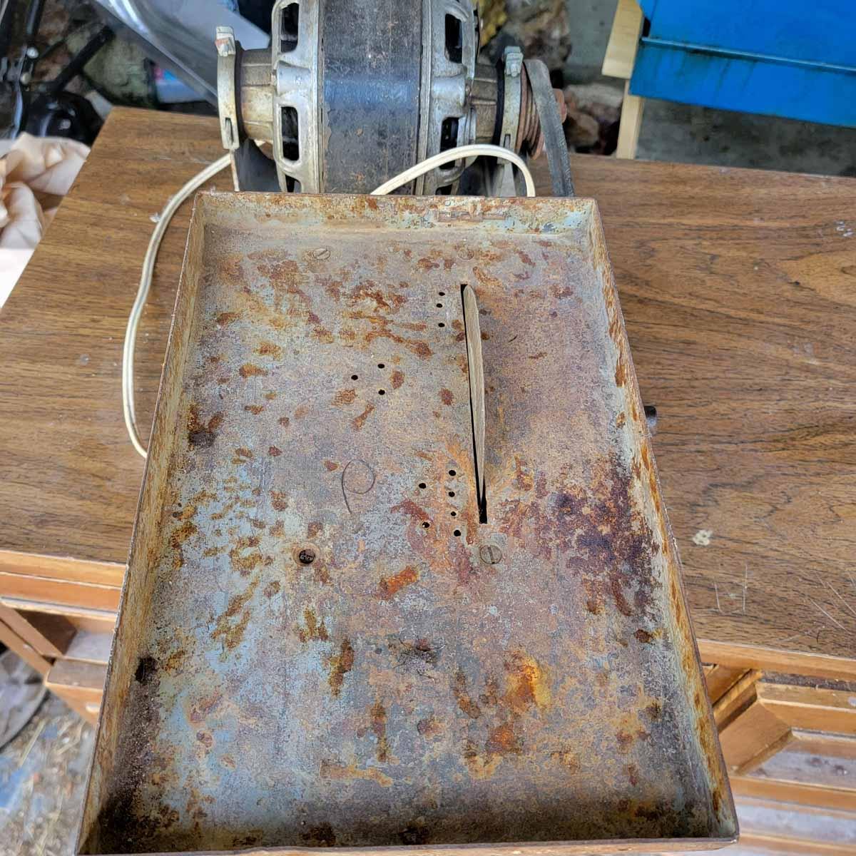 Used Antique Lapidary Trim saw - LapidaryCentral