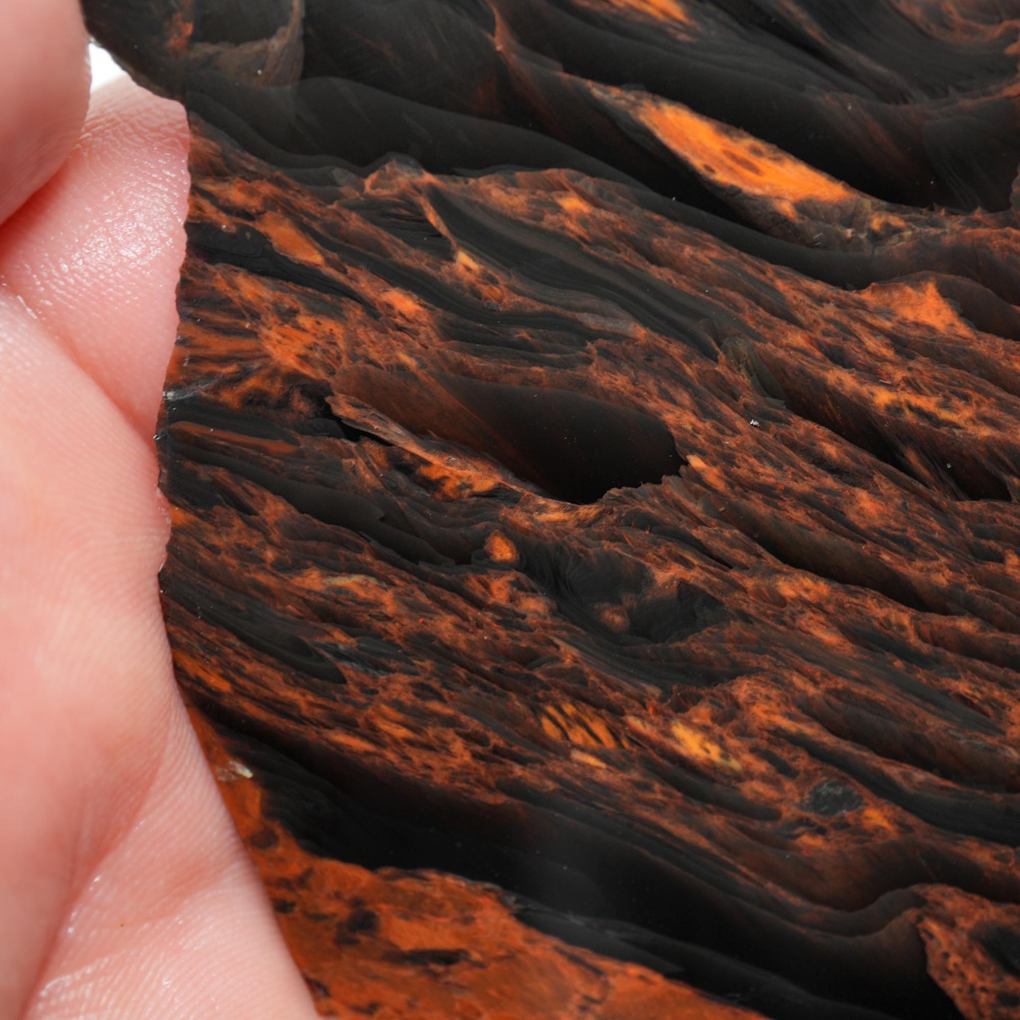 Tri-Flow Obsidian Rough Cut - Glass Butte Pattern with Good Flash Display