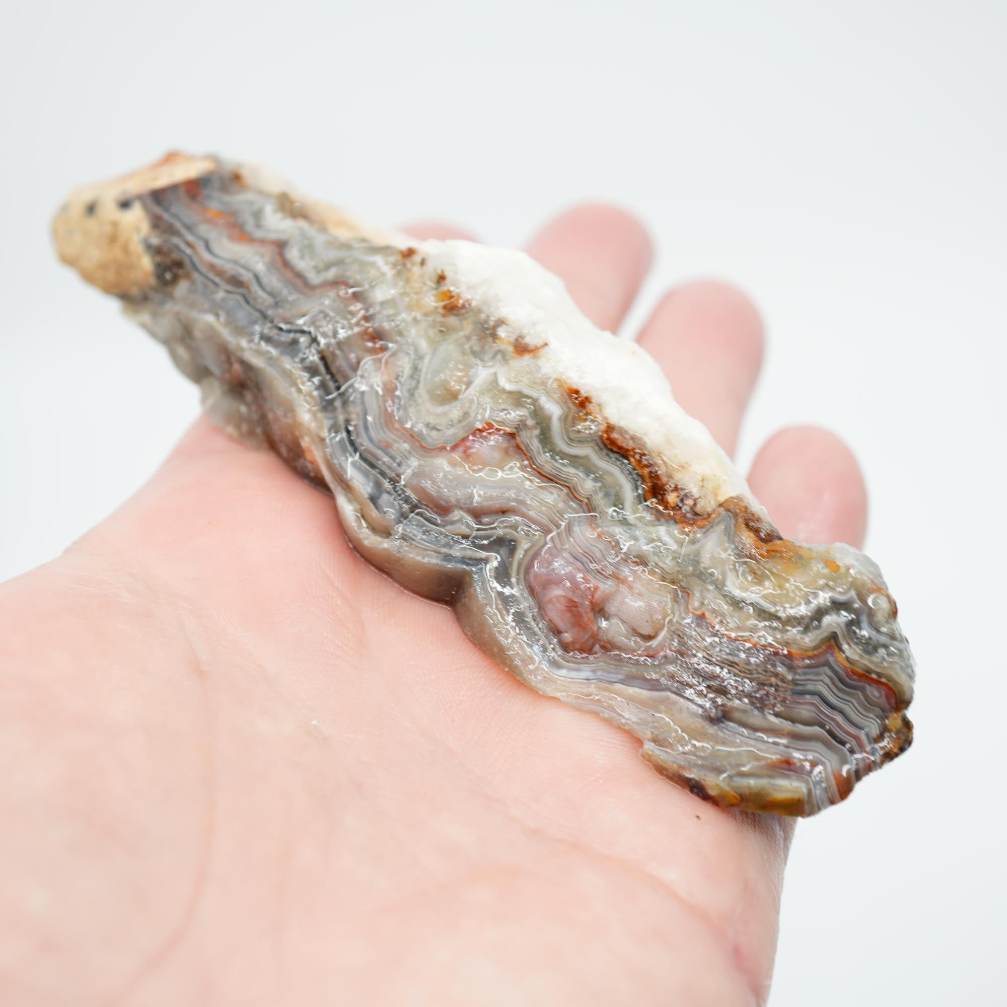 Laguna Lace Agate Endcut - Red and White Lace with Bubbly Fireworks