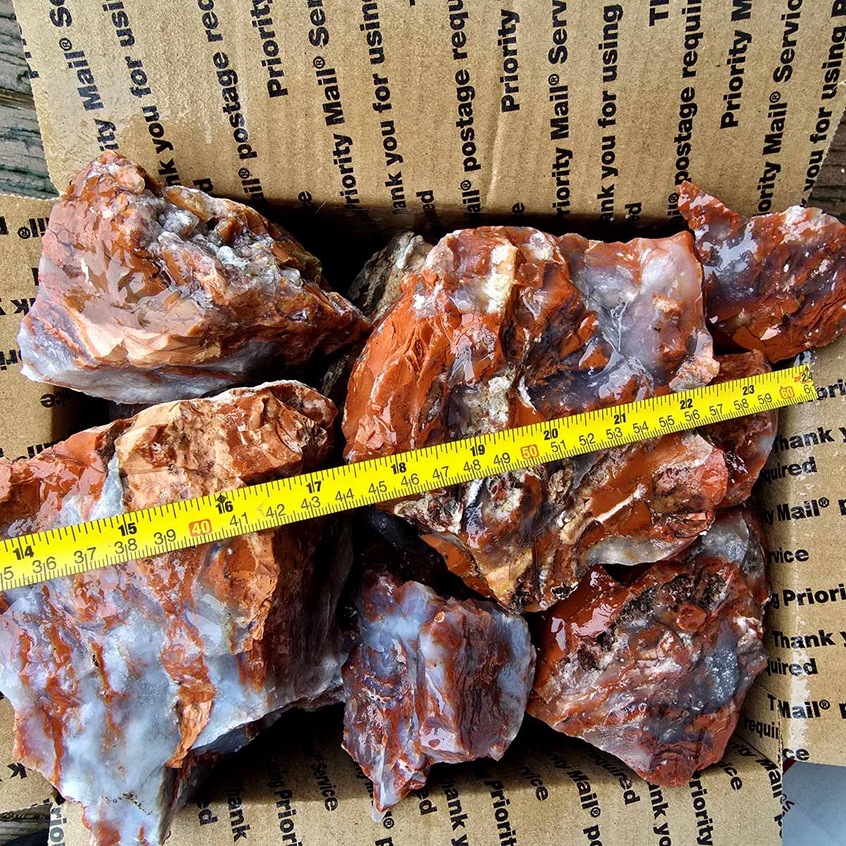 Red Velvet Agate Lapidary Rough Flatrate Slicing Stones Rock Box