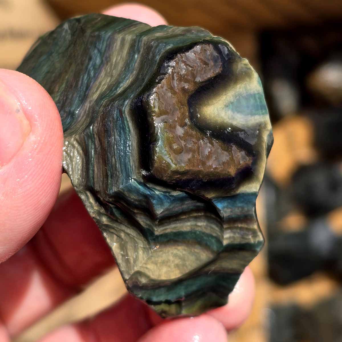 Jaw Dropping Velvet Obsidian Rough Flatrate!