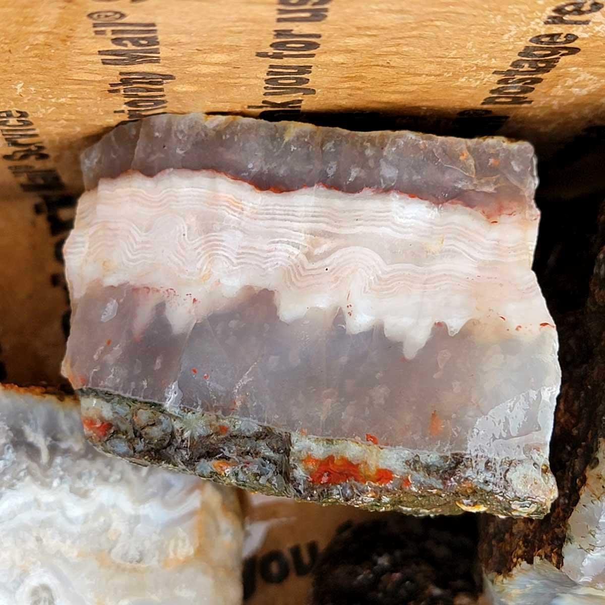 Ghost Seam Agate Cutting Rough Half Flatrate! - LapidaryCentral