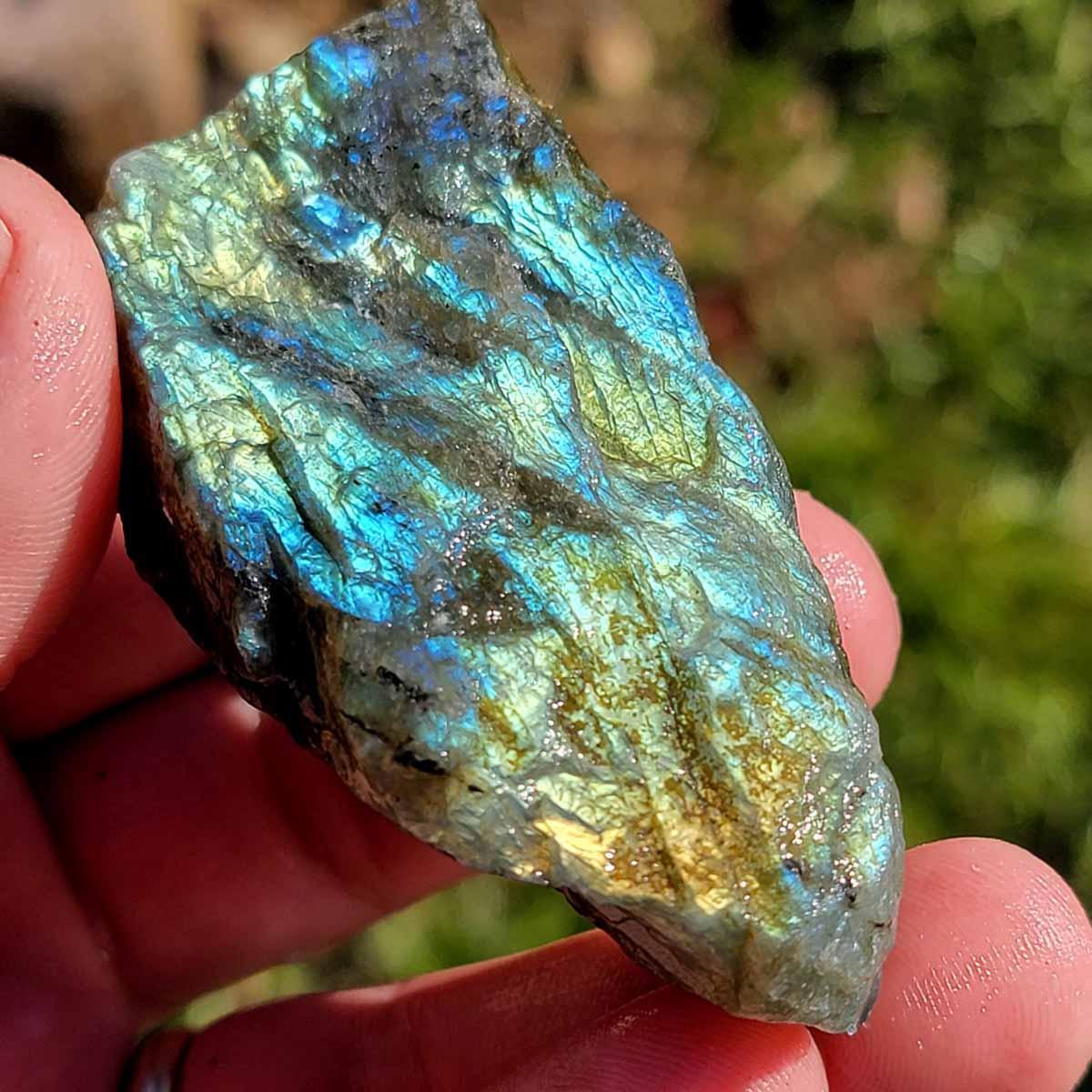 Cabbing Grade Labradorite Trimmer Rough Batch with Good Flash! - LapidaryCentral